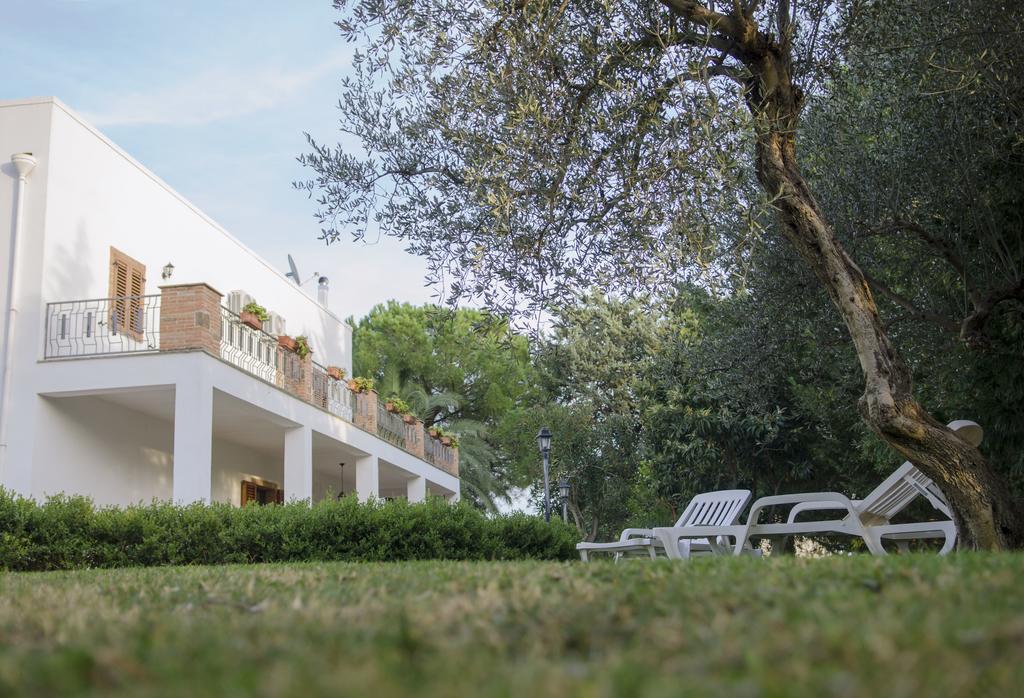 Il Delfino Villa Pisticci Buitenkant foto