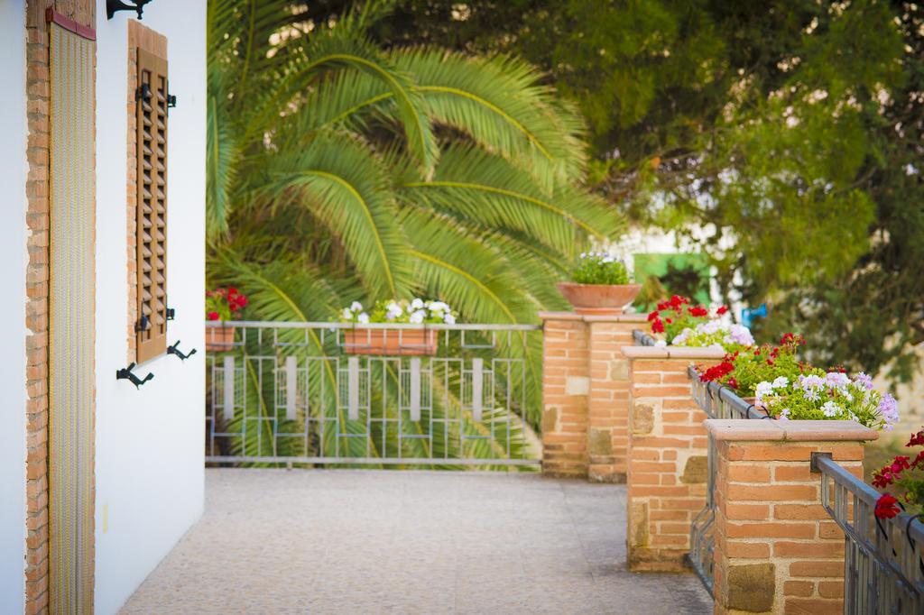 Il Delfino Villa Pisticci Buitenkant foto